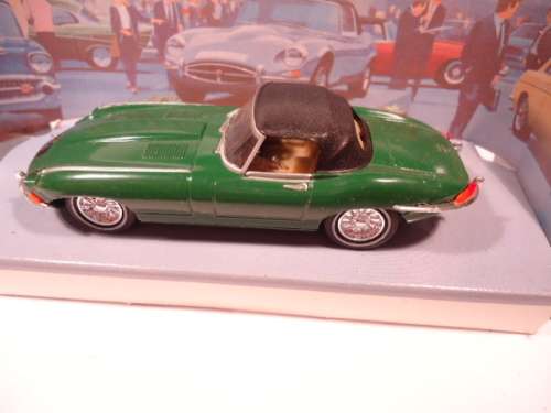 Matchbox Dinky - 1968 Jaguar E Type Mk 1 1/2 - # DY - 1