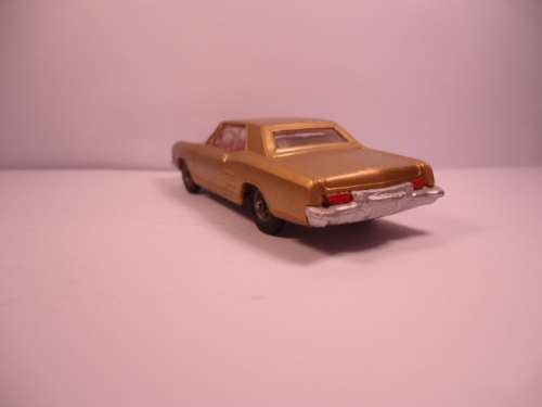 Corgi - Buick Riviera - Repaint - # 245