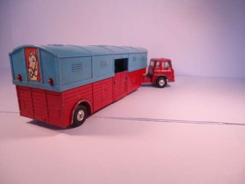 Corgi - Bedford TK Horse Transporter - Chipperfield Circus - # 1130