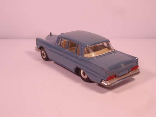 Dinky Toys - Mercedes Benz - 220SE - #186