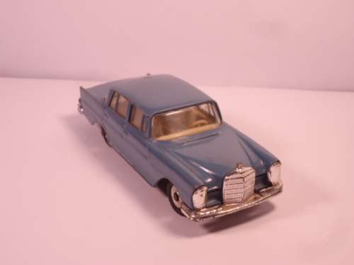Dinky Toys - Mercedes Benz - 220SE - #186