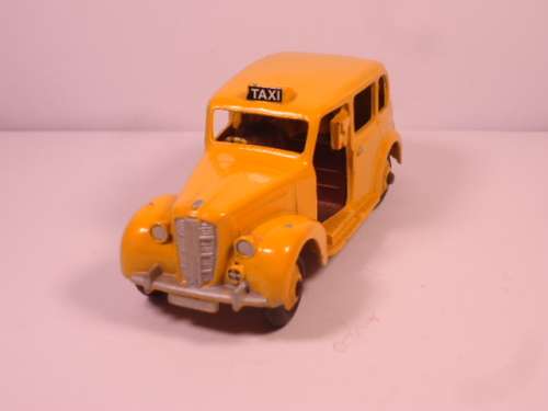Dinky Toys - Austin Taxi - Restored - #40H