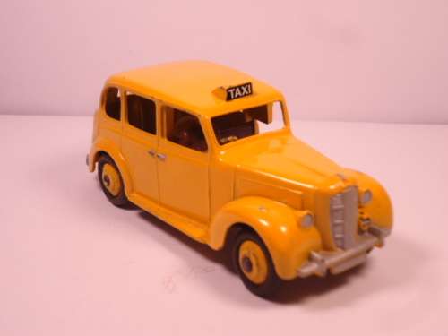Dinky Toys - Austin Taxi - Restored - #40H