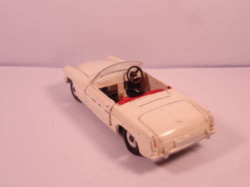 Dinky - MGB - #113