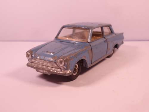 Dinky - Ford Cortina - #139