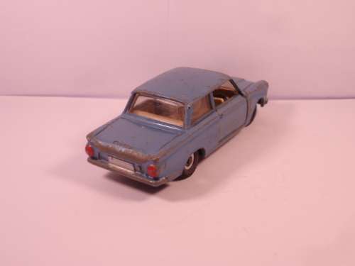 Dinky - Ford Cortina - #139