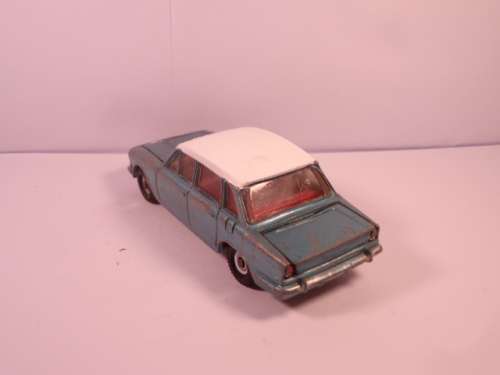 Dinky - Triumph 2000 - #135