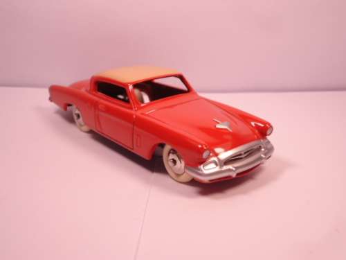 Dinky DeAgostini - Studebaker Commander - # 24Y