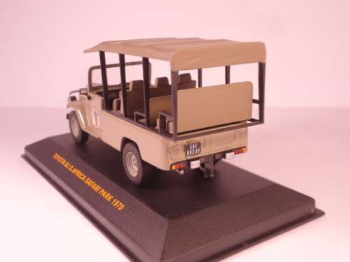 Ixo - Toyota BJ - South Africa Safari Park 1970 - # CLC084