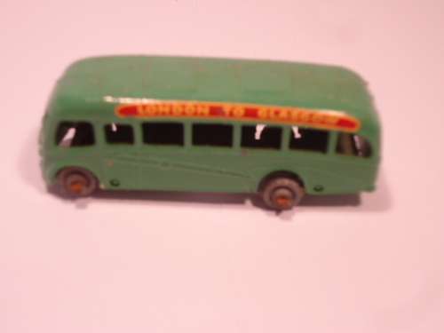 Matchbox Regular Wheels - Long Distance Coach - GMW - Rust on roof - # 21A