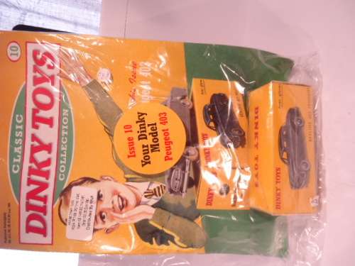 Dinky Toys - Degostini - Peugeot 403 -  # 521