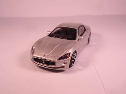 Bburago - Maserati Gran Turismo - # 11415