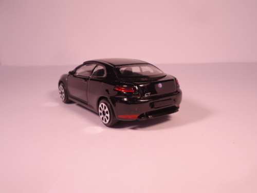 Bburago - Alfa Romeo GT - # 21021