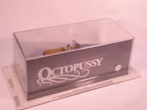 James Bond 007 - Range Rover Convertible with 1 figurine - Octopussy