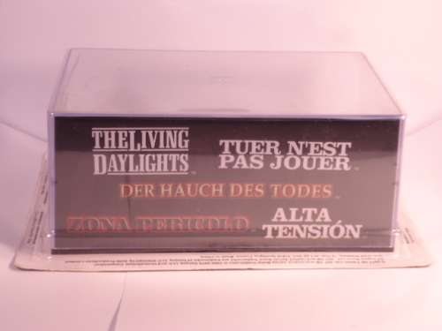 James Bond 007 - Lada 2105 with figurine - The Living Daylights