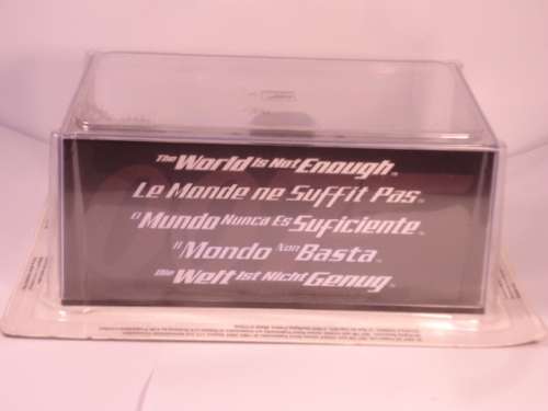 James Bond 007 - BMW Z8 with figurine - The world is not enough