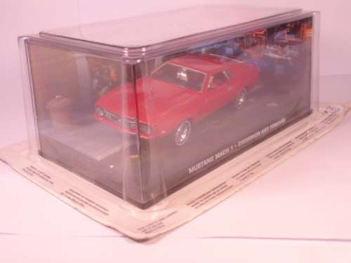 James Bond 007 - Mustang Mach 1 with 2 figurines - Diamonds Are Forever