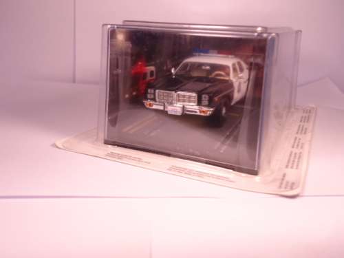James Bond 007 - Dodge Monaco - Police #334 with figurine - A View To Kill