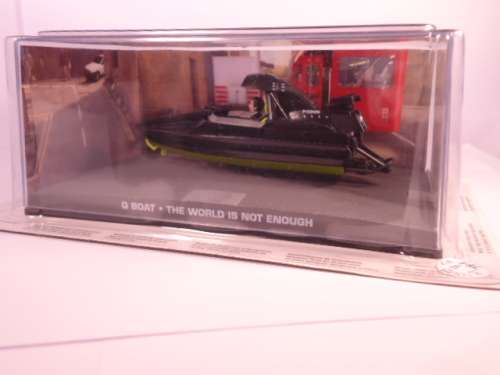 James Bond 007 - Q Boat with figurine - The World Is Not Enough