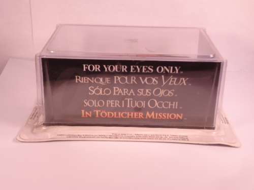 James Bond 007 - Lotus Esprit Turbo with figurine - For your eyes only