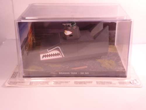 James Bond 007 - Dragon Tank with figurine - Dr. No