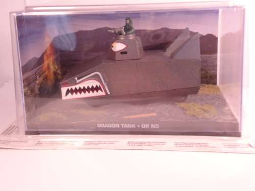 James Bond 007 - Dragon Tank with figurine - Dr. No