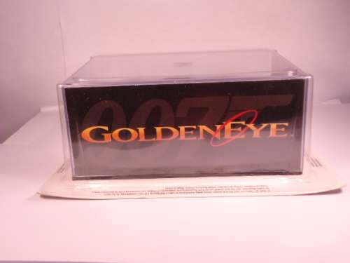 James Bond 007 - Zaz-965A with 2 figurines - Goldeneye