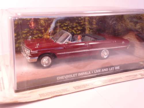 James Bond 007 - Chevrolet Impala with 2 figurines - Live And Let Die