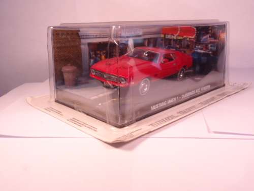 James Bond 007 - Mustang Mach 1 with 2 figurines - Diamonds Are Forever