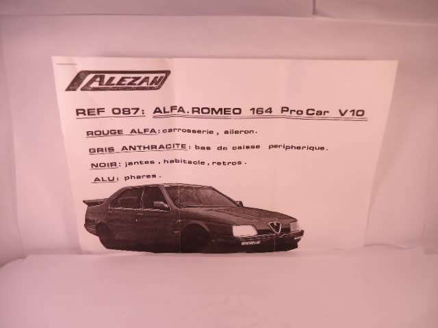 Alezan - Alfa Romeo 164 Pro-car V10 - #089 - Unbuilt Resin Kit