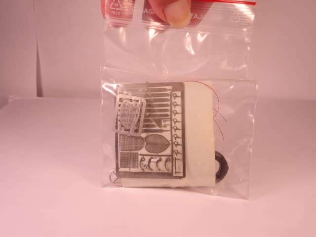 Top Queens - Alfa Romeo Bi-Motore 1935 - # 422 - Unbuilt White Metal Kit