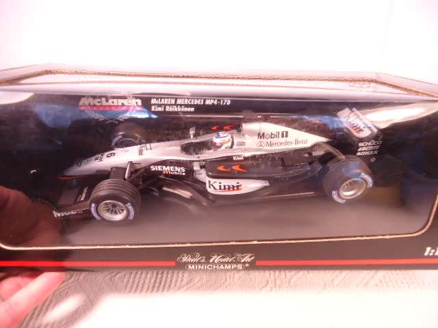 Minichamps - K. Raikkonen, McLaren Mercedes, MP4-17D - #530031806