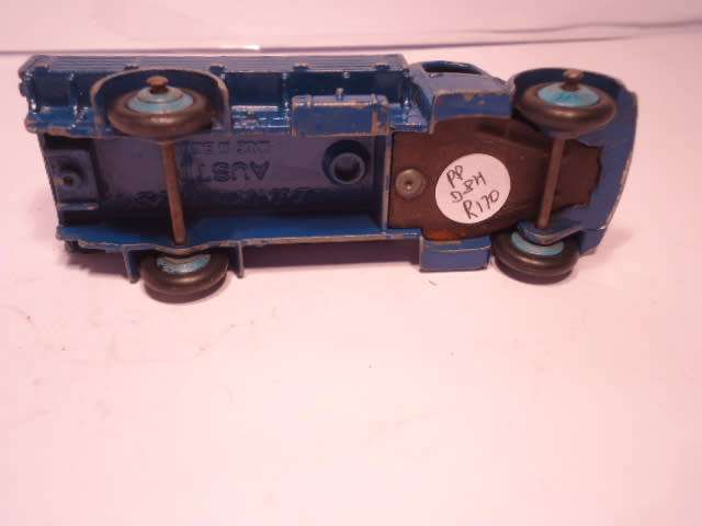 Dinky Toys - Austin truck - # 412 - To be restored