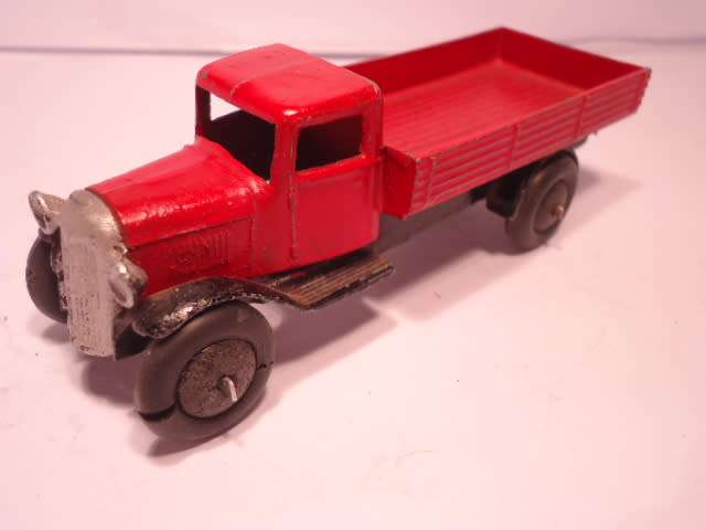 Dinky Toys - Wagon Type 2 - Pre War  - # 25a - To be partiallly restored