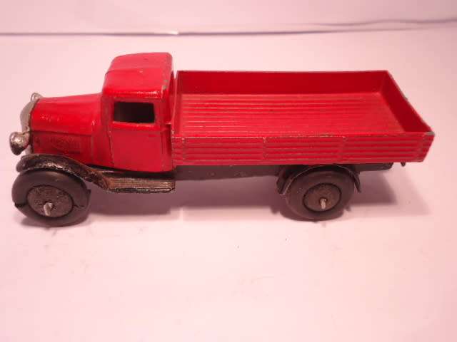 Dinky Toys - Wagon Type 2 - Pre War  - # 25a - To be partiallly restored