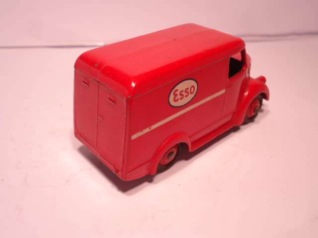 Dinky Toys - Trojan Van - Esso  - # 450