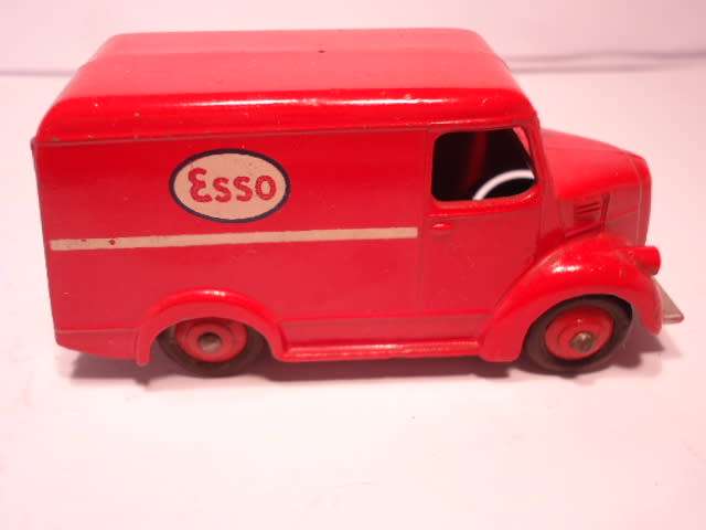 Dinky Toys - Trojan Van - Esso  - # 450