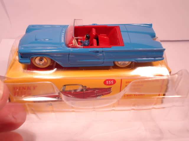 Dinky Toys Atlas - Ford Thunderbird - # 555 - South Afrircan Version