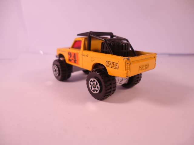 Matchbox Superfast - 4x4  Open Back Truck #24 - #63D