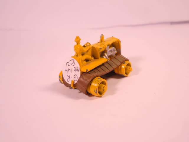 Matchbox Regular Wheels - Caterpillar Tractor #8C