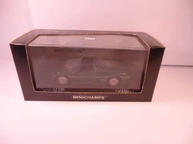 Minichamps -1991 Jaguar XJ 220 - 1 of 2,352 pcs - # 430102224