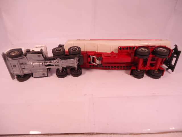 Corgi Major - Mack Truck with Gloster Saro Petrol Tanker - #1152-A
