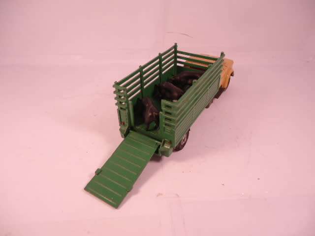 Corgi Commercial - Dodge Livestock Transporter ( Cast Hubs ) - #484-A1