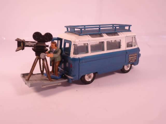 Corgi - Commer Van - Samuelson Film Service Limited - #479-A1