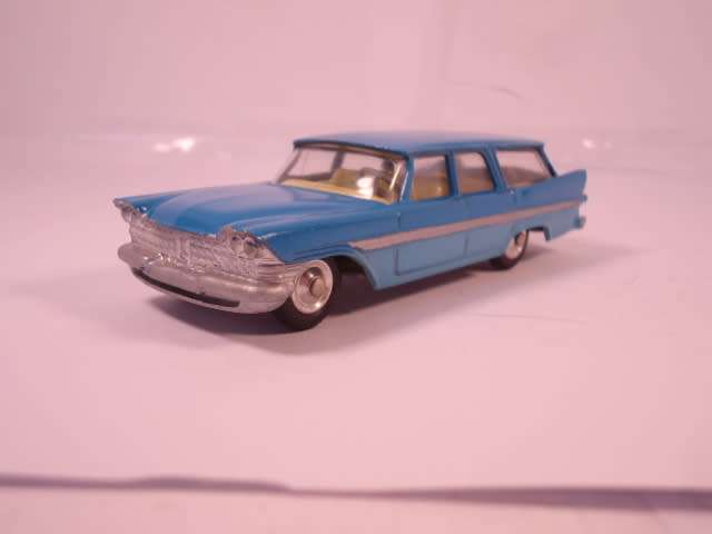 Corgi - Plymouth Suburban Station Wagon - Restoration - #219-A2