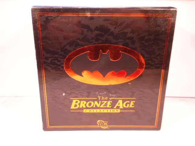 Corgi - The Bronze Age - Batmobile