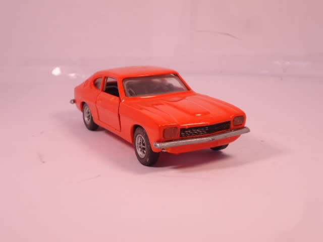 Corgi - Ford Capri 3 Litre GT (Code 3) - #303-A1