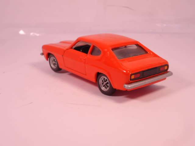 Corgi - Ford Capri 3 Litre GT (Code 3) - #303-A1