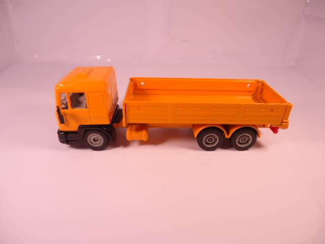 Siku - Man Dropside Truck - Road Maintenance - #2610