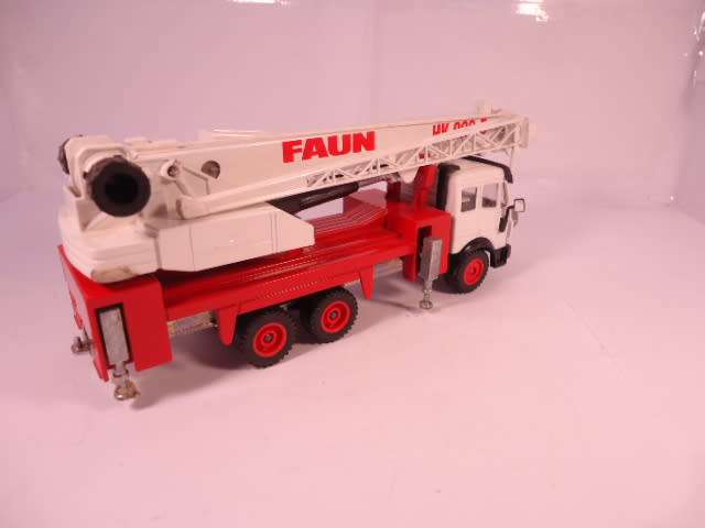 Siku - Mercedes SK Faun Telescopic Crane - #3723
